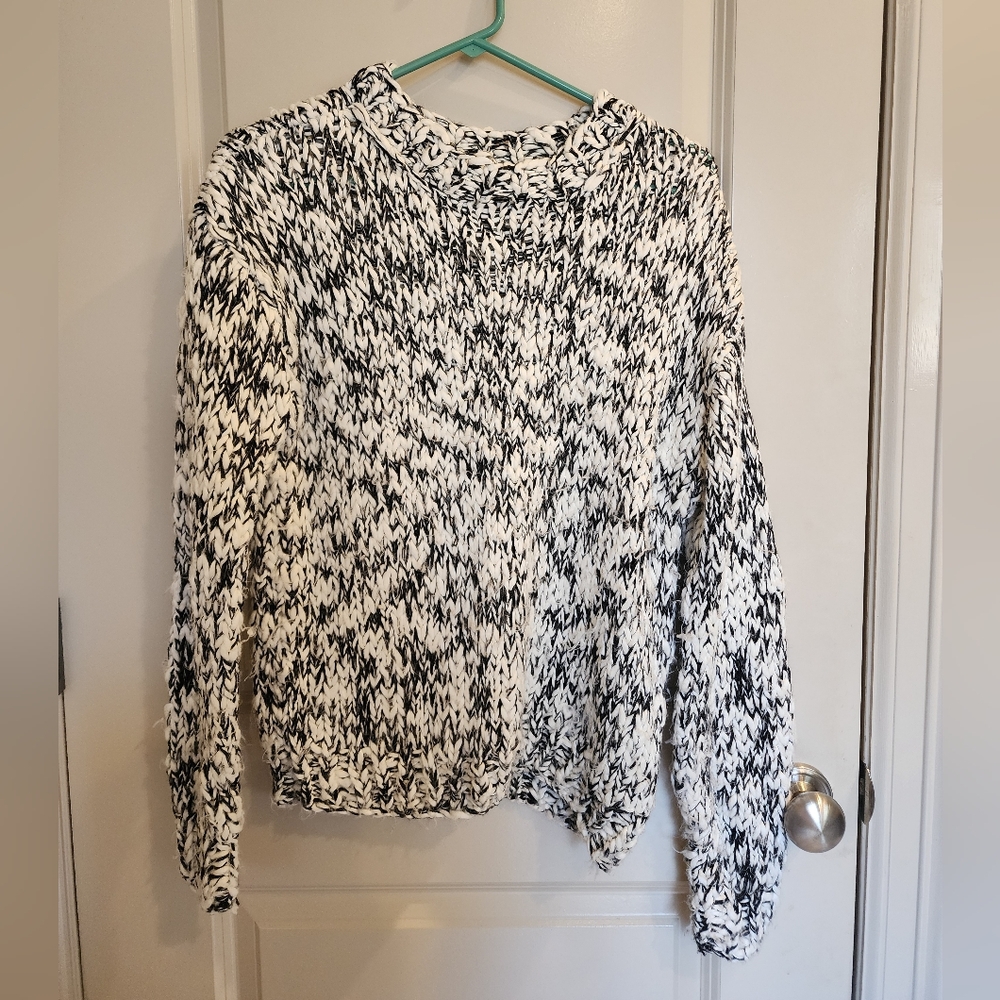 MP C Lovers + Friends Black and White Women's Sweater